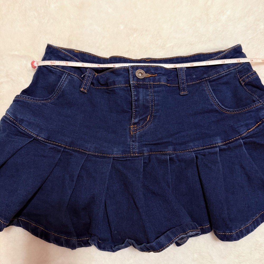 Blue Denim Mini Skirt with Ruffled Hem and Built-In Shorts Size Medium - Picture 7 of 7